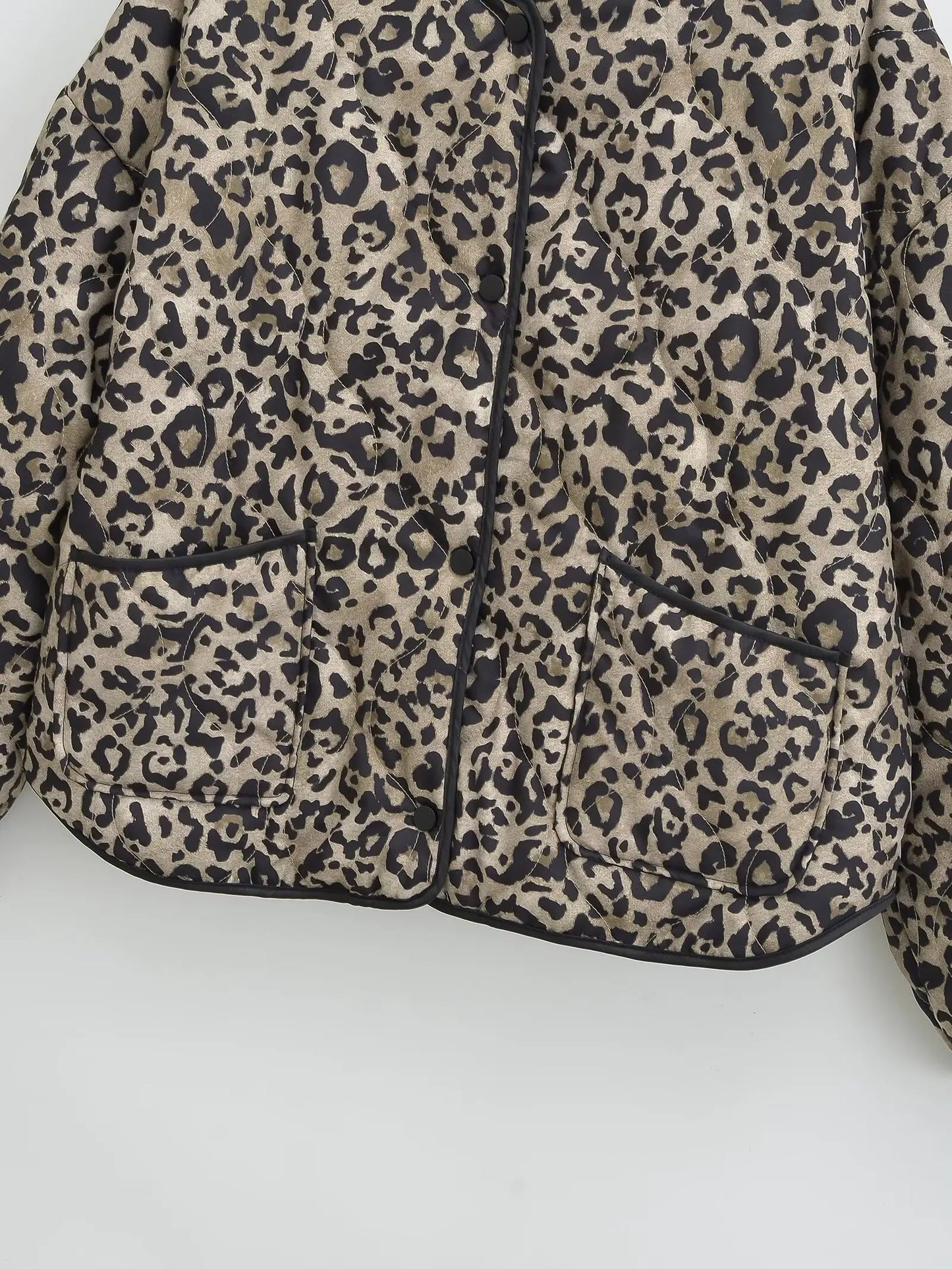 Chaqueta - Elegancia y Estilo Animal Print